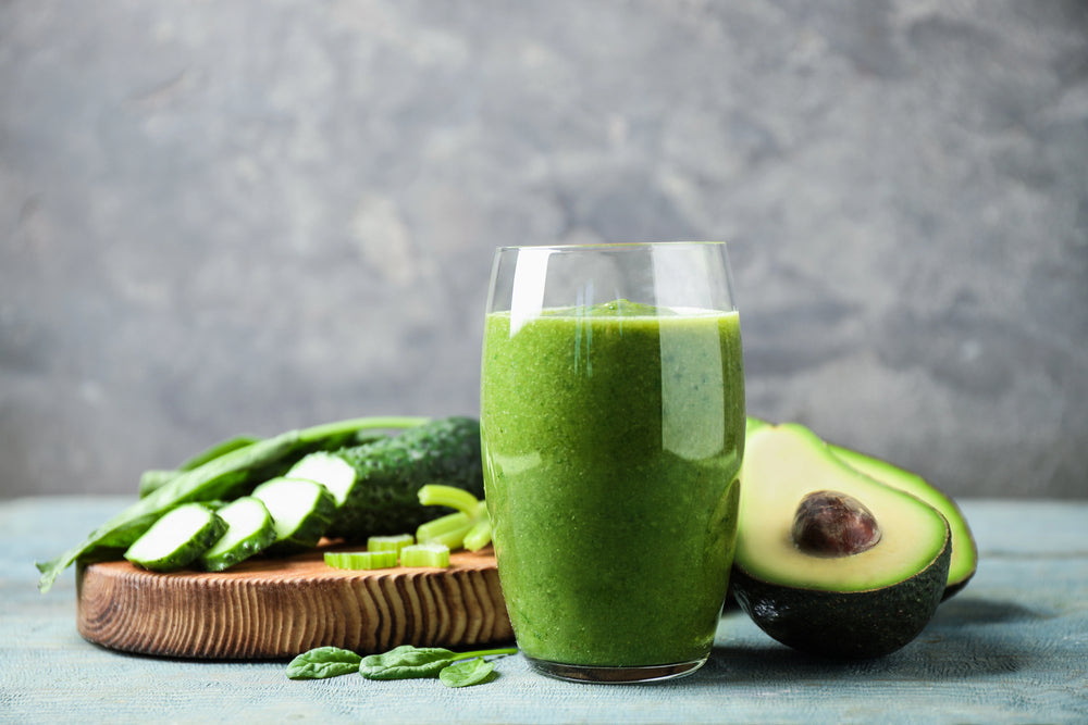 Low-Sugar, High-Protein Green Superfood Smoothie